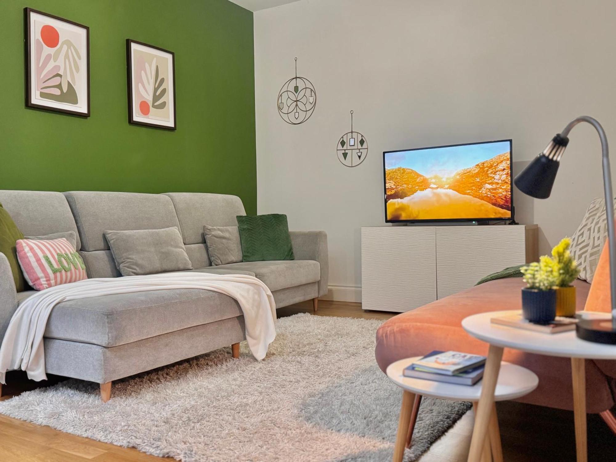 Modern 1-Bed Apt 30Min To Central London & Parking Ngoại thất bức ảnh