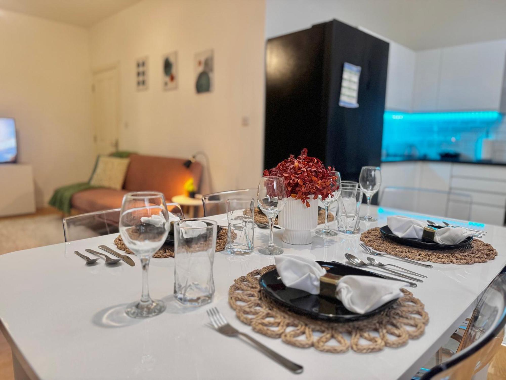 Modern 1-Bed Apt 30Min To Central London & Parking Ngoại thất bức ảnh