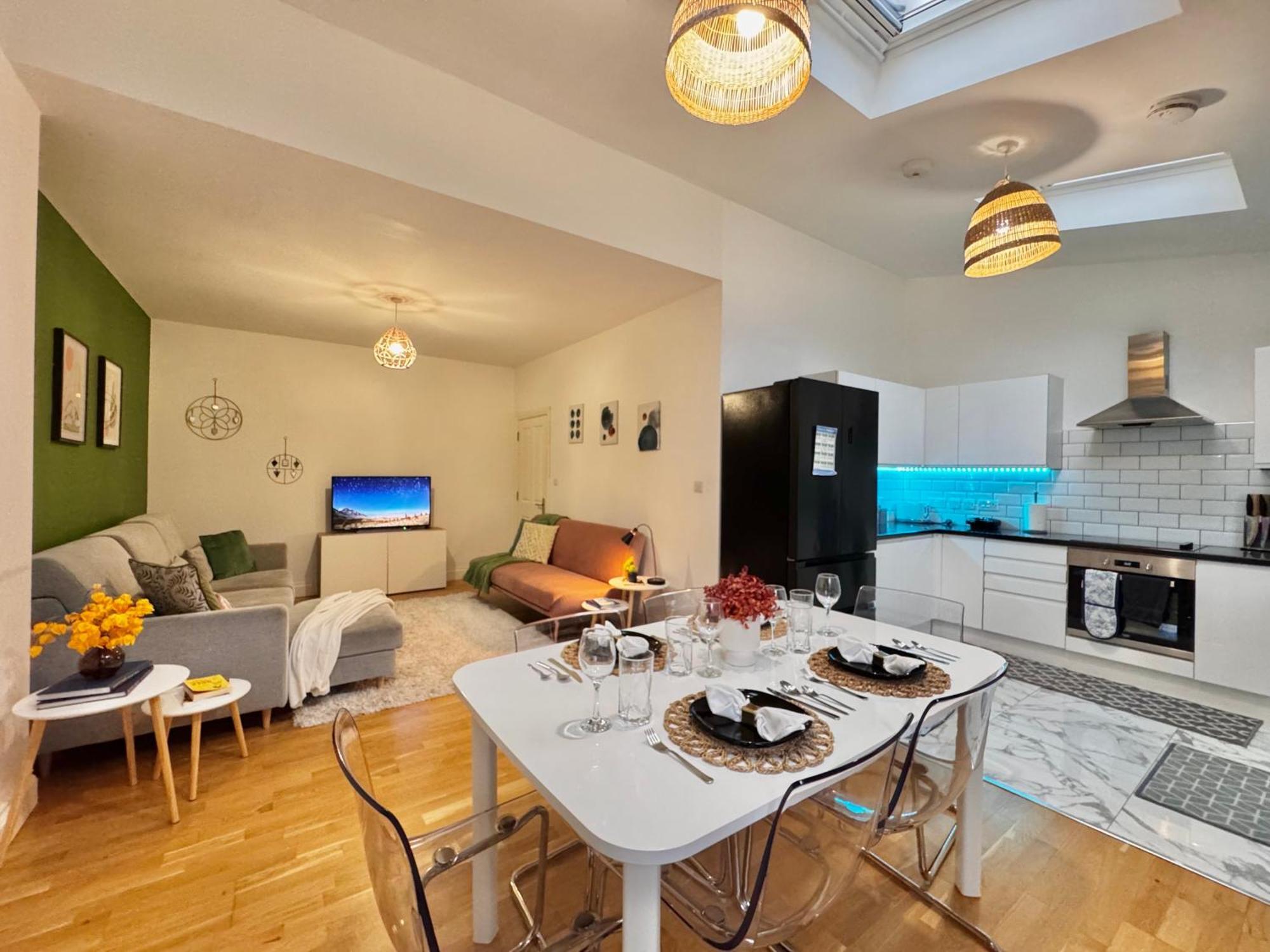 Modern 1-Bed Apt 30Min To Central London & Parking Ngoại thất bức ảnh