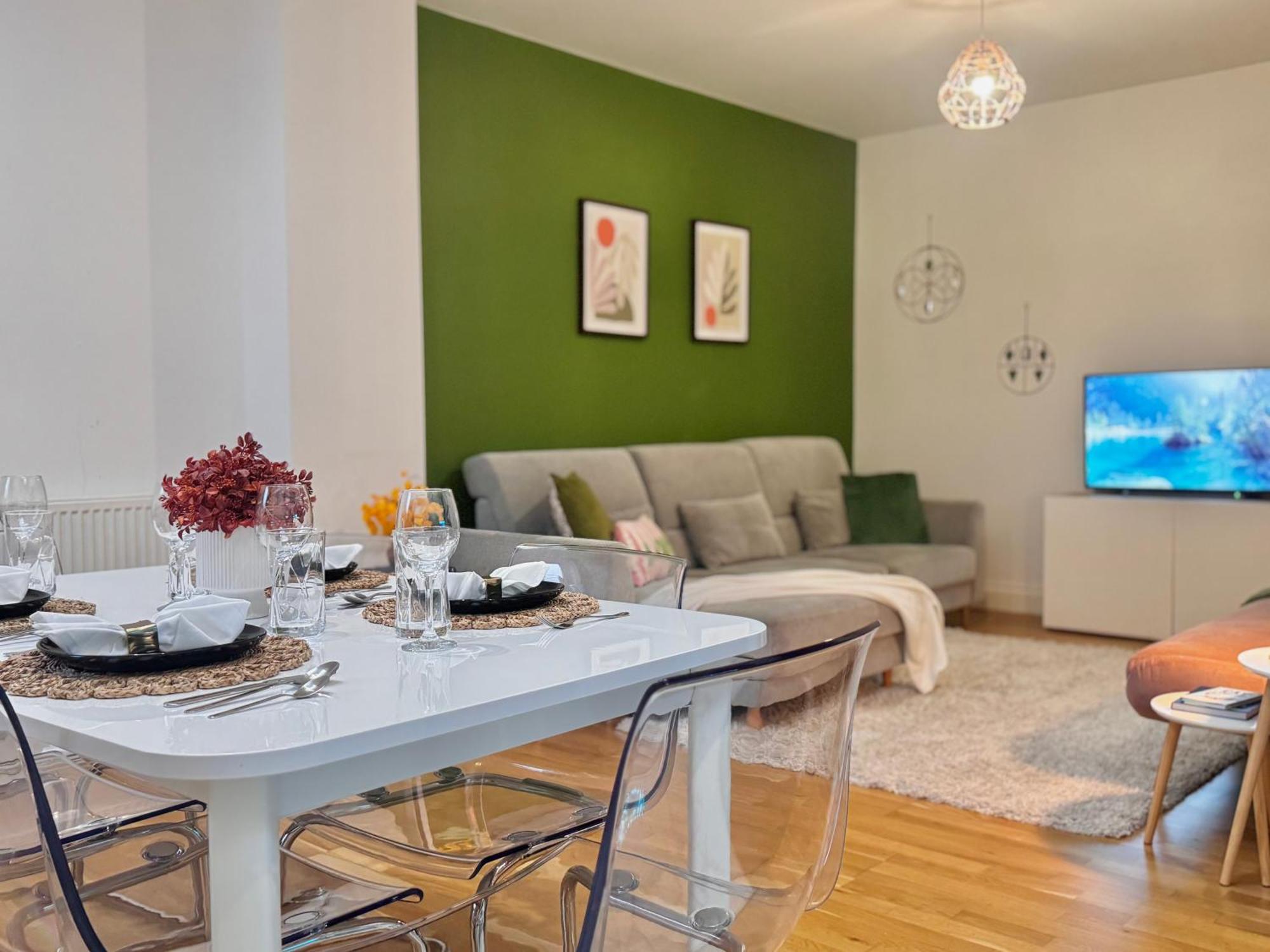 Modern 1-Bed Apt 30Min To Central London & Parking Ngoại thất bức ảnh
