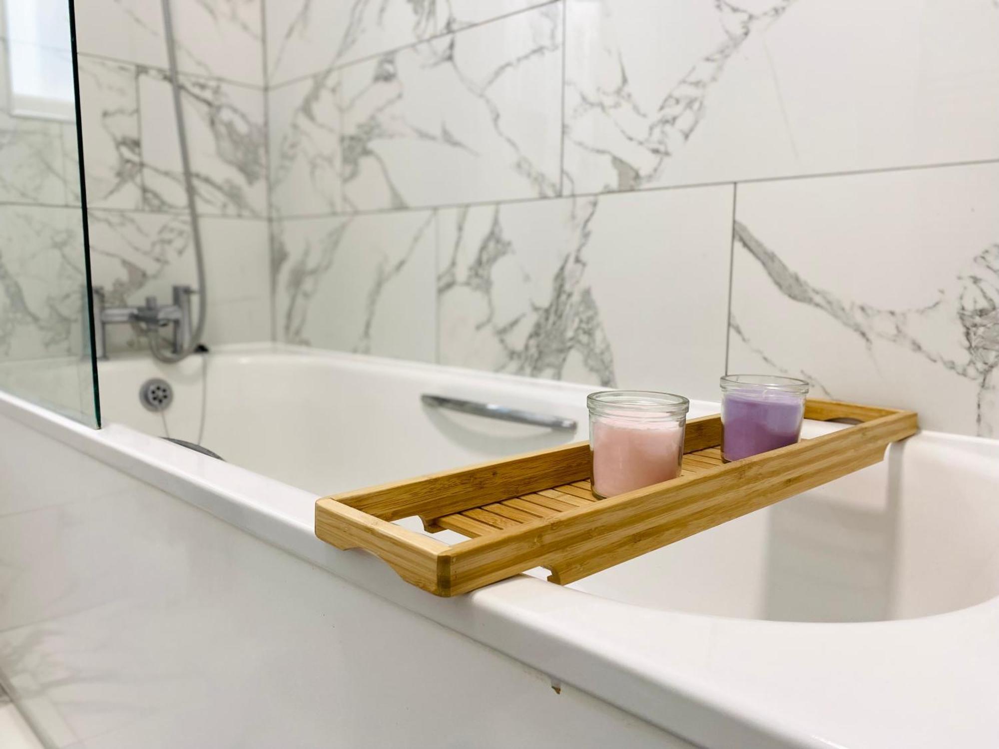 Modern 1-Bed Apt 30Min To Central London & Parking Ngoại thất bức ảnh